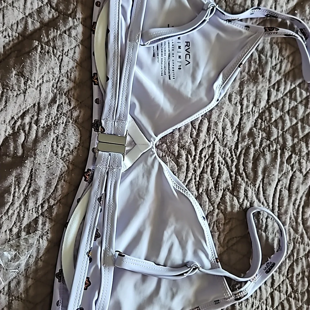 RVCA NWT, Foulard Underwire Bikini Top V Neck Geometric,Lavender, M/10 - Picture 6 of 8